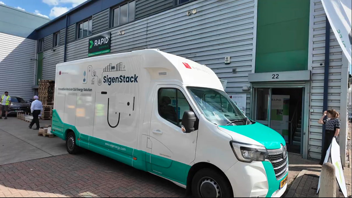 Sigenergy Van on Tour with Rapid Renewables: Taking Smart Energy on the Road